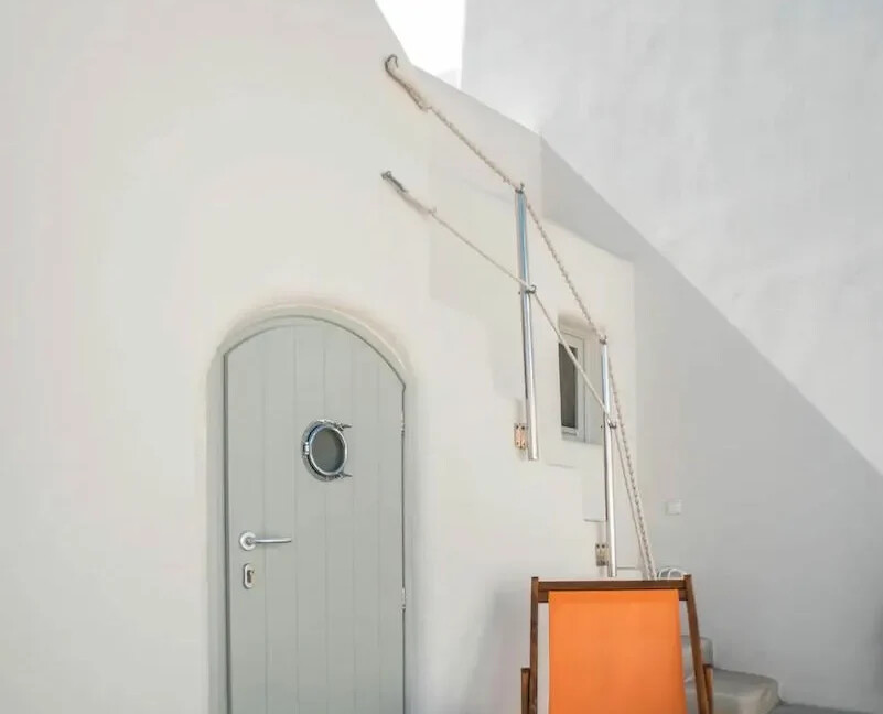 2 Apartments for Sale Karterados Santorini 15