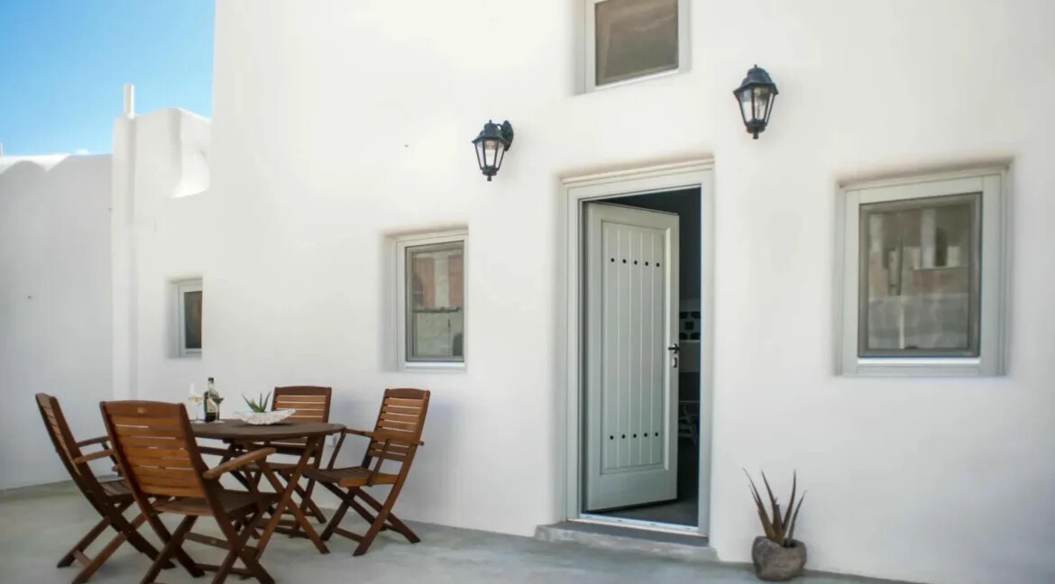 2 Apartments for Sale Karterados Santorini