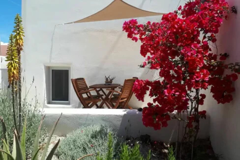 2 Apartments for Sale Karterados Santorini 19