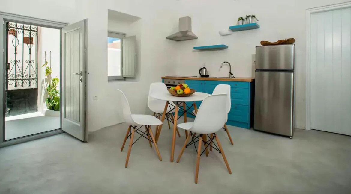 2 Apartments for Sale Karterados Santorini 32