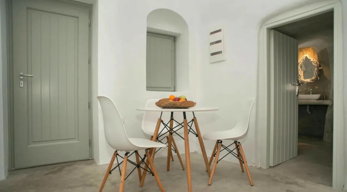 2 Apartments for Sale Karterados Santorini 8