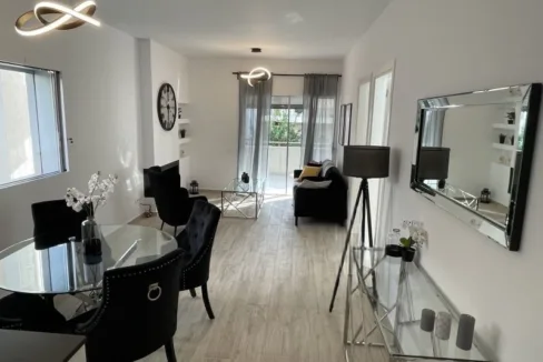 Apartment for rent Voula, Center