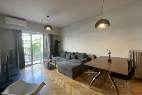 Apartment for rent Palaio Faliro, Floisvos