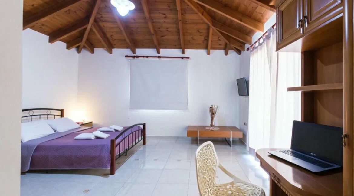 Beachfront Luxury Villa for Sale in Kissamos, Crete 21