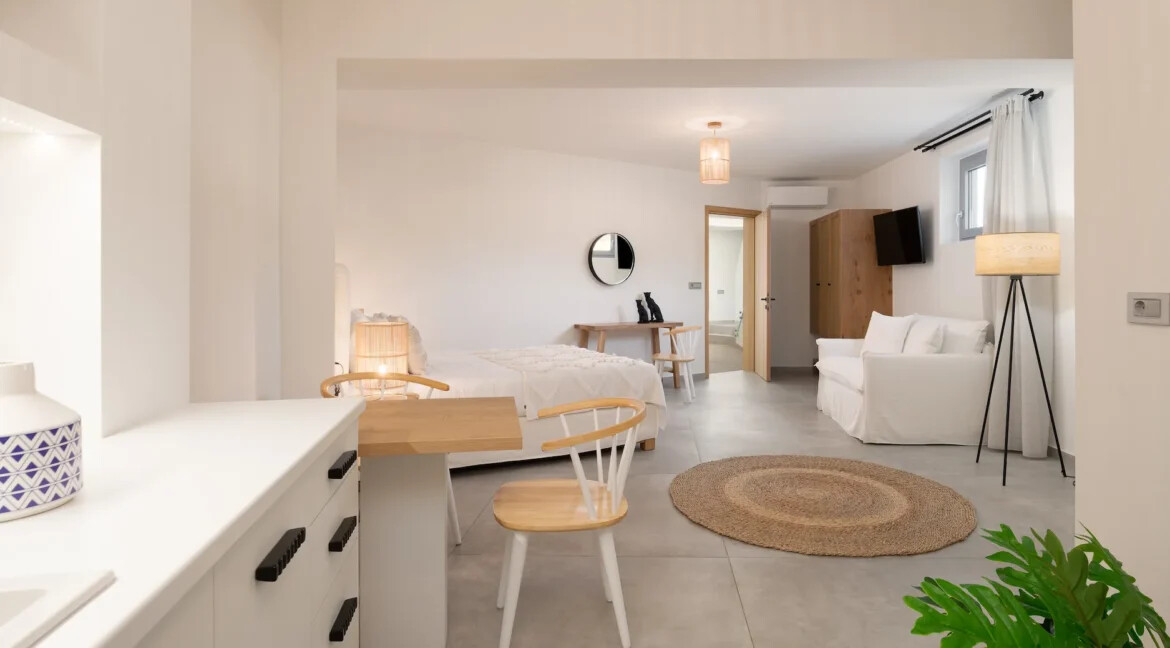 Luxury Beachfront Villa for sale Rethymno Crete 11