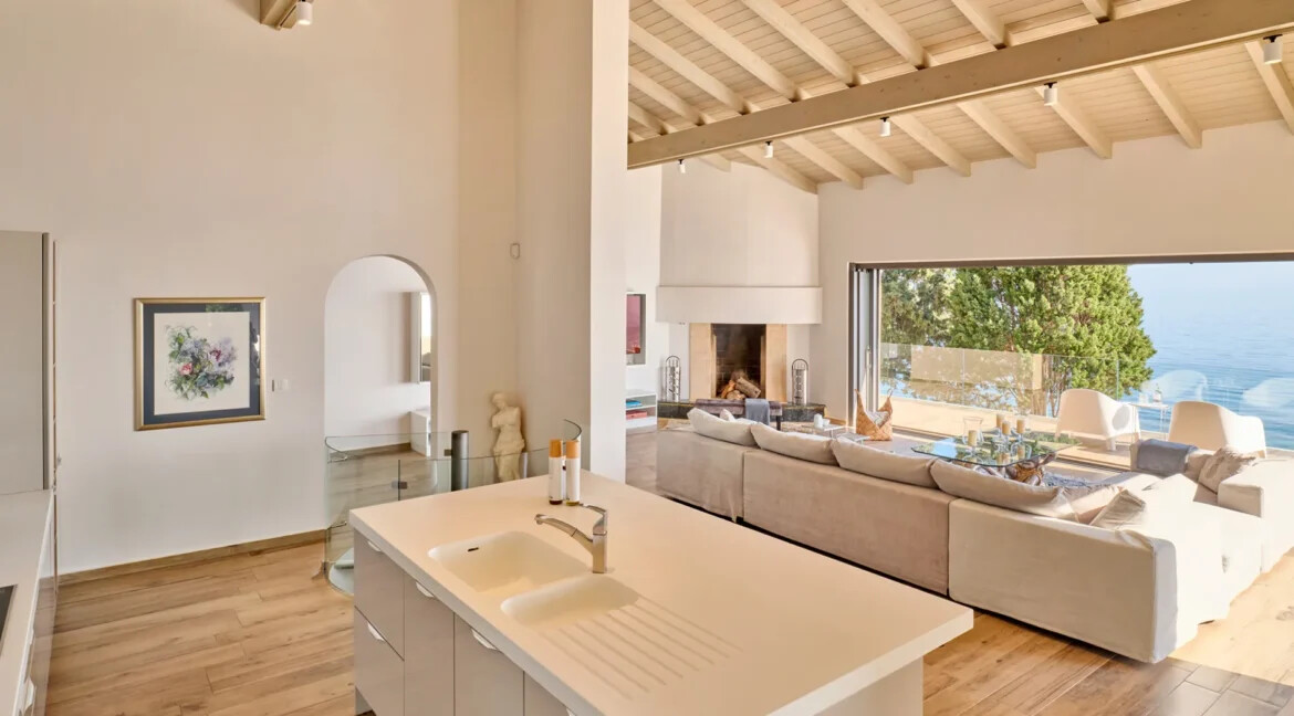 Luxury Seafront Mansion for Sale in Corfu 1