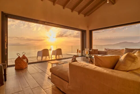 Luxury Seafront Mansion for Sale in Corfu 10
