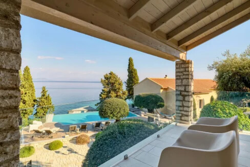 Luxury Seafront Mansion for Sale in Corfu 12