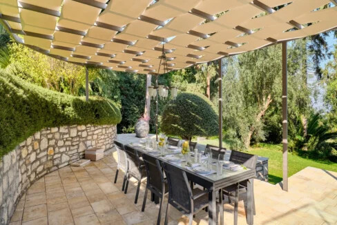 Luxury Seafront Mansion for Sale in Corfu 14