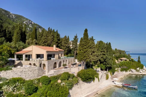 Luxury Seafront Mansion for Sale in Corfu 15