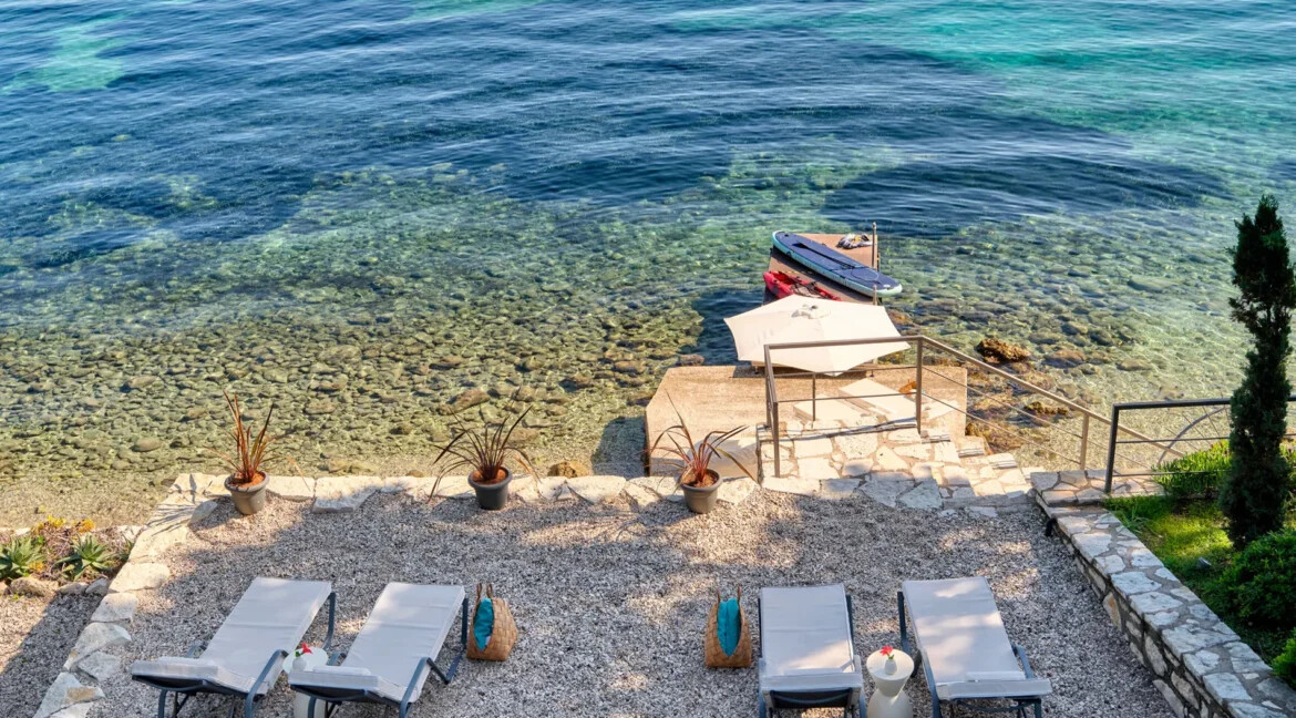 Luxury Seafront Mansion for Sale in Corfu 3
