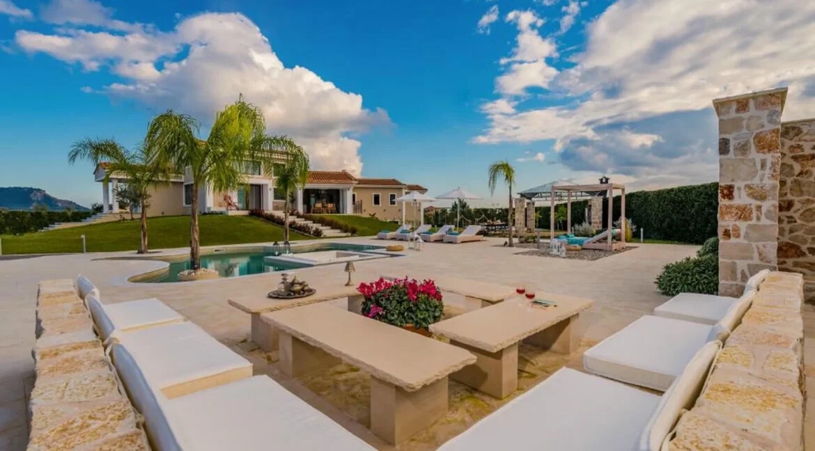 Luxury Villa for Sale in Zante Main Town 31