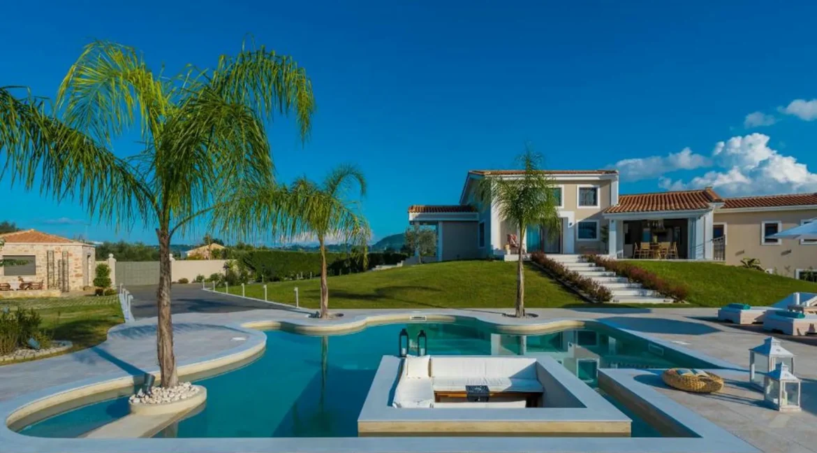 Luxury Villa for Sale in Zante Main Town 37