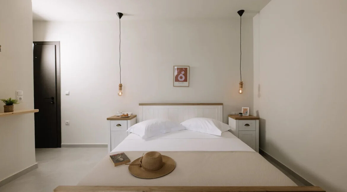 Modern 3-Bedroom Villa for Sale in Naxos 12