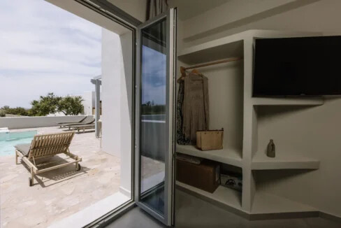 Modern 3-Bedroom Villa for Sale in Naxos 16