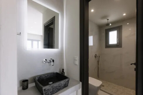 Modern 3-Bedroom Villa for Sale in Naxos 19