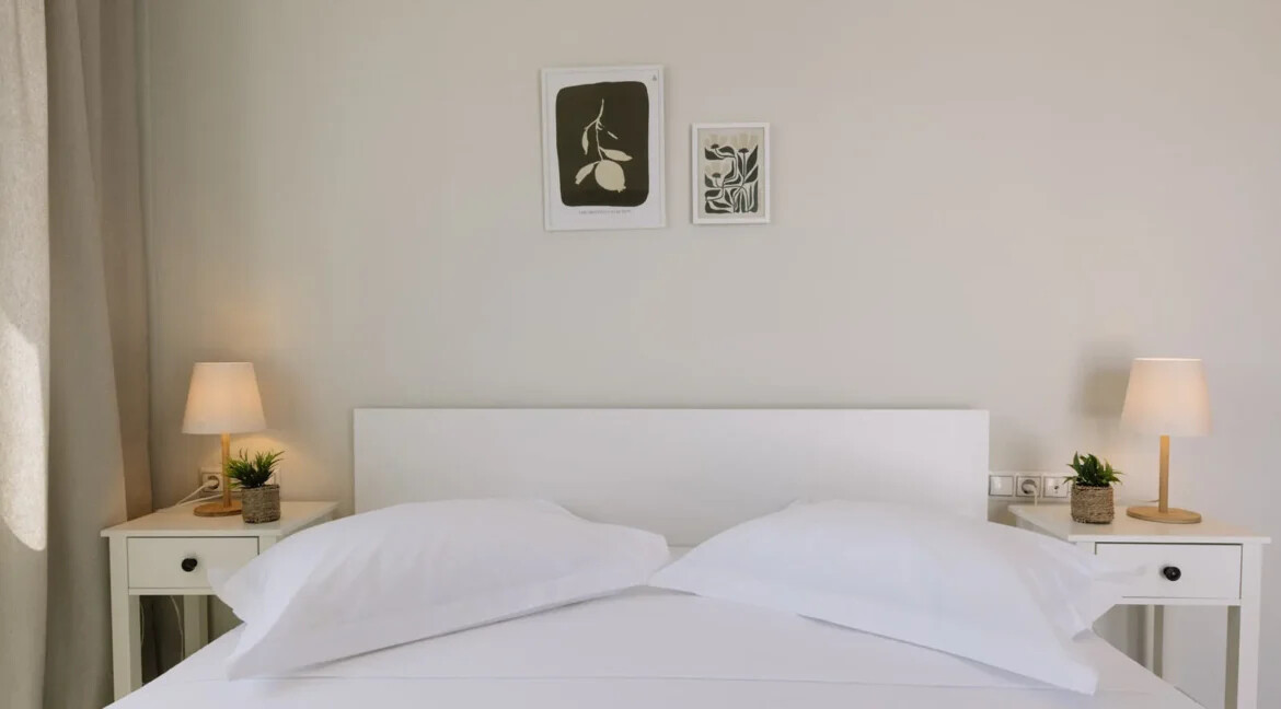 Modern 3-Bedroom Villa for Sale in Naxos 20