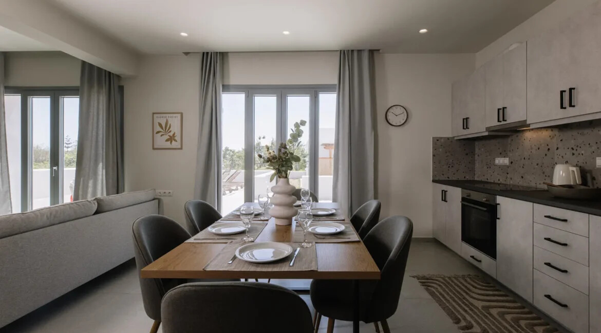Modern 3-Bedroom Villa for Sale in Naxos 23