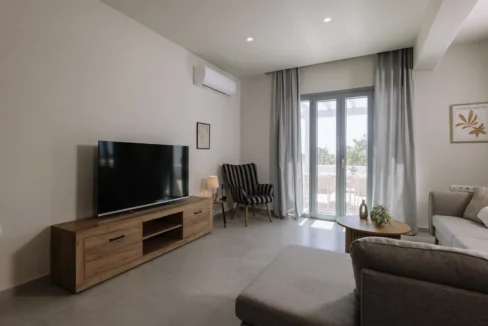 Modern 3-Bedroom Villa for Sale in Naxos 31