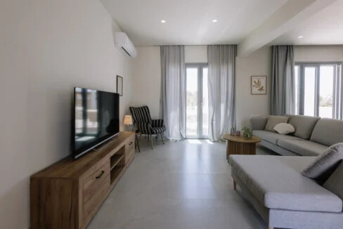 Modern 3-Bedroom Villa for Sale in Naxos 33