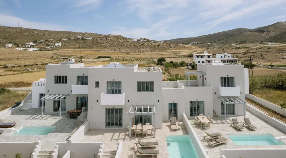 Modern 3-Bedroom Villa for Sale in Naxos