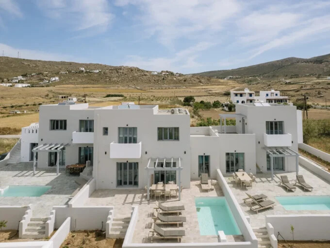 Modern 3-Bedroom Villa for Sale in Naxos