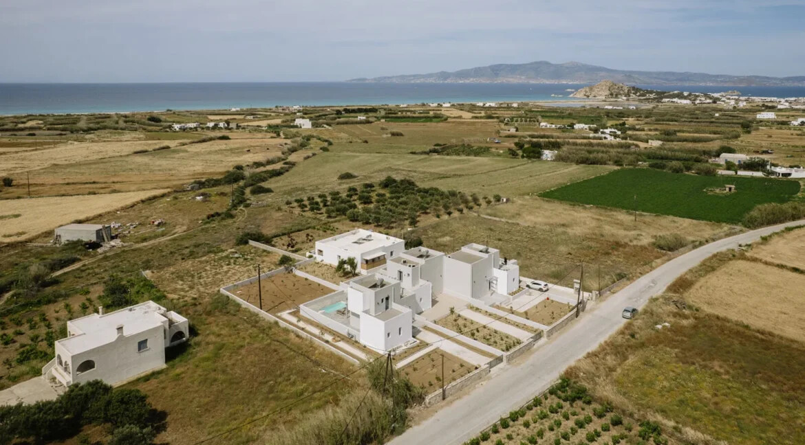 Modern 3-Bedroom Villa for Sale in Naxos 4