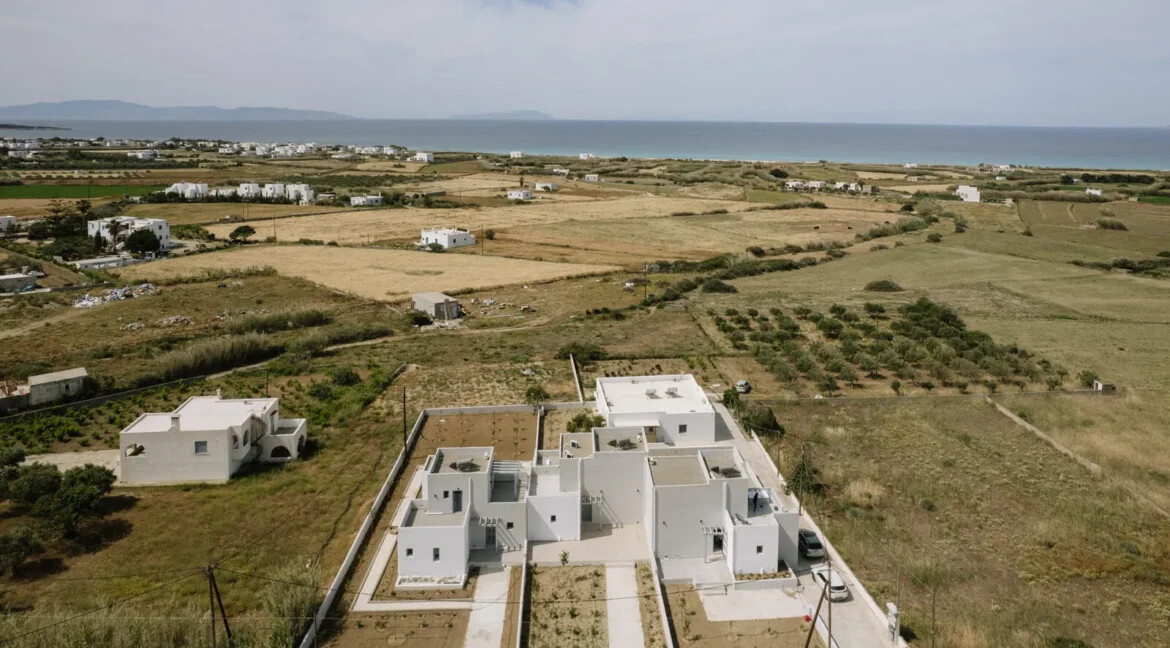 Modern 3-Bedroom Villa for Sale in Naxos 6
