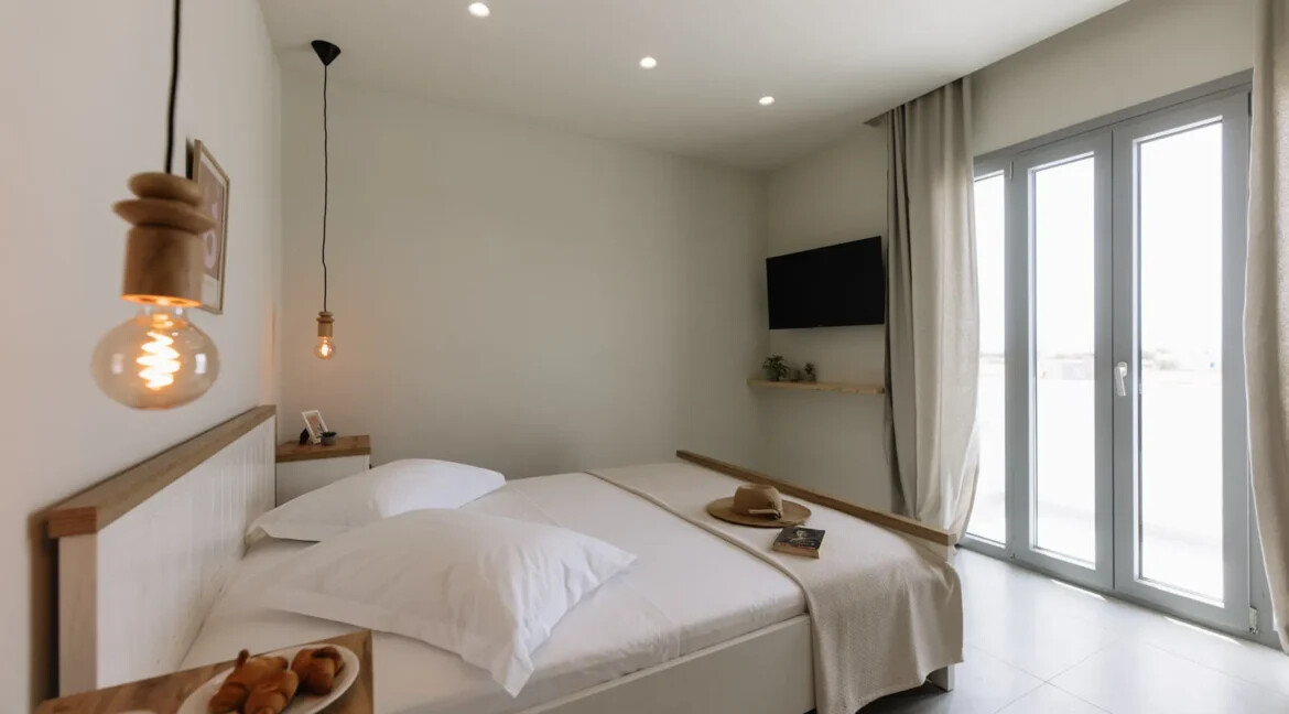 Modern 3-Bedroom Villa for Sale in Naxos 9