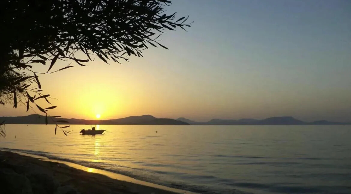 Seafront House for Sale Corfu 4