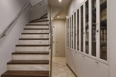 Seafront Penthouse for Sale in the Heart of Heraklion, Crete 14