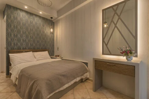 Seafront Penthouse for Sale in the Heart of Heraklion, Crete 15