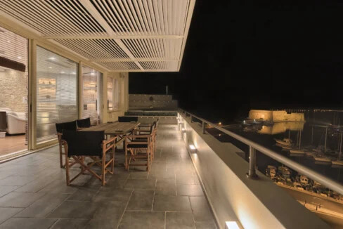 Seafront Penthouse for Sale in the Heart of Heraklion, Crete 18