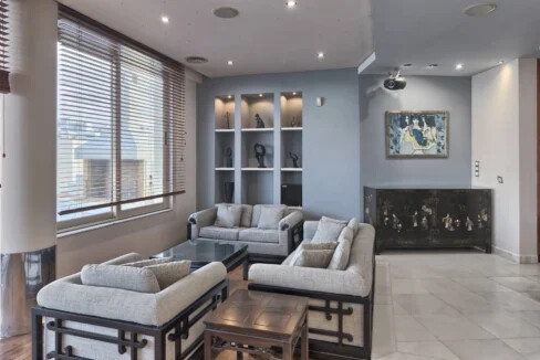 Seafront Penthouse for Sale in the Heart of Heraklion, Crete 19