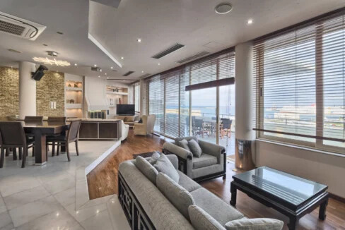 Seafront Penthouse for Sale in the Heart of Heraklion, Crete 20