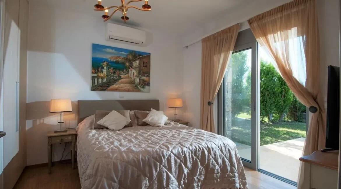 Seaside Villa for Sale Crete 1