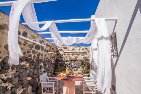 Villa for Sale Pyrgos Santorini with Panoramic Views 10