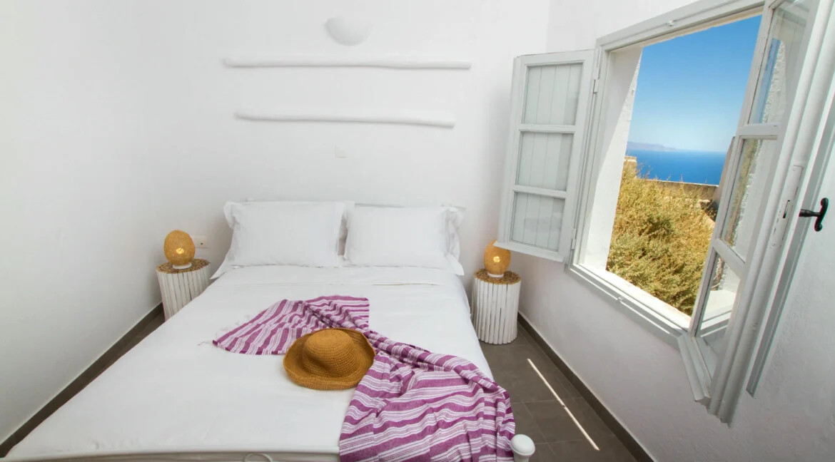 Villa for Sale Pyrgos Santorini with Panoramic Views 12