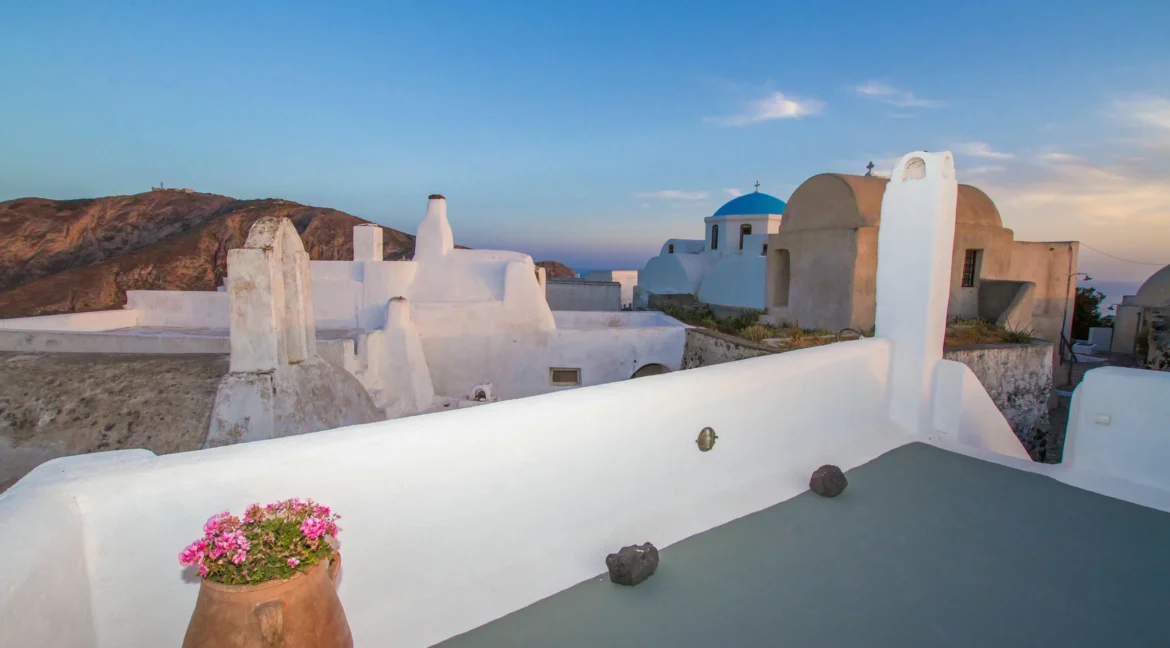 Villa for Sale Pyrgos Santorini with Panoramic Views 13