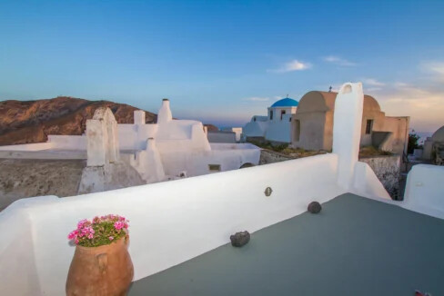 Villa for Sale Pyrgos Santorini with Panoramic Views 13