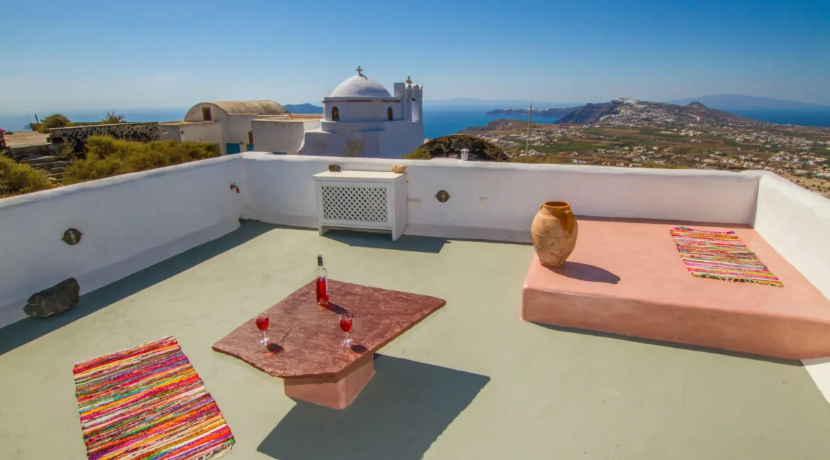 Villa for Sale Pyrgos Santorini with Panoramic Views 15