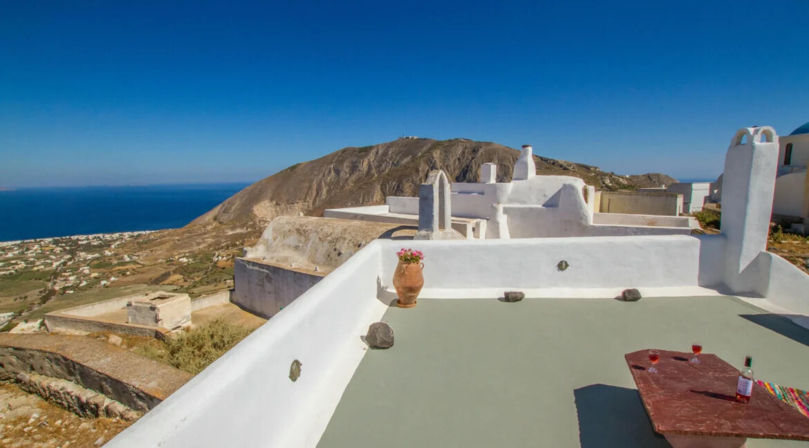 Villa for Sale Pyrgos Santorini with Panoramic Views 17