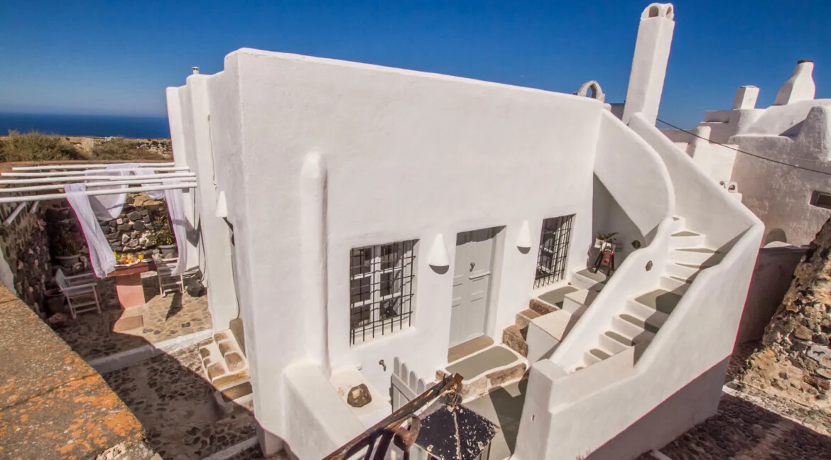 Villa for Sale Pyrgos Santorini with Panoramic Views