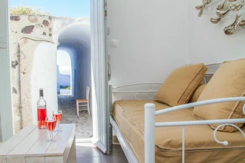 Villa for Sale Pyrgos Santorini with Panoramic Views 19