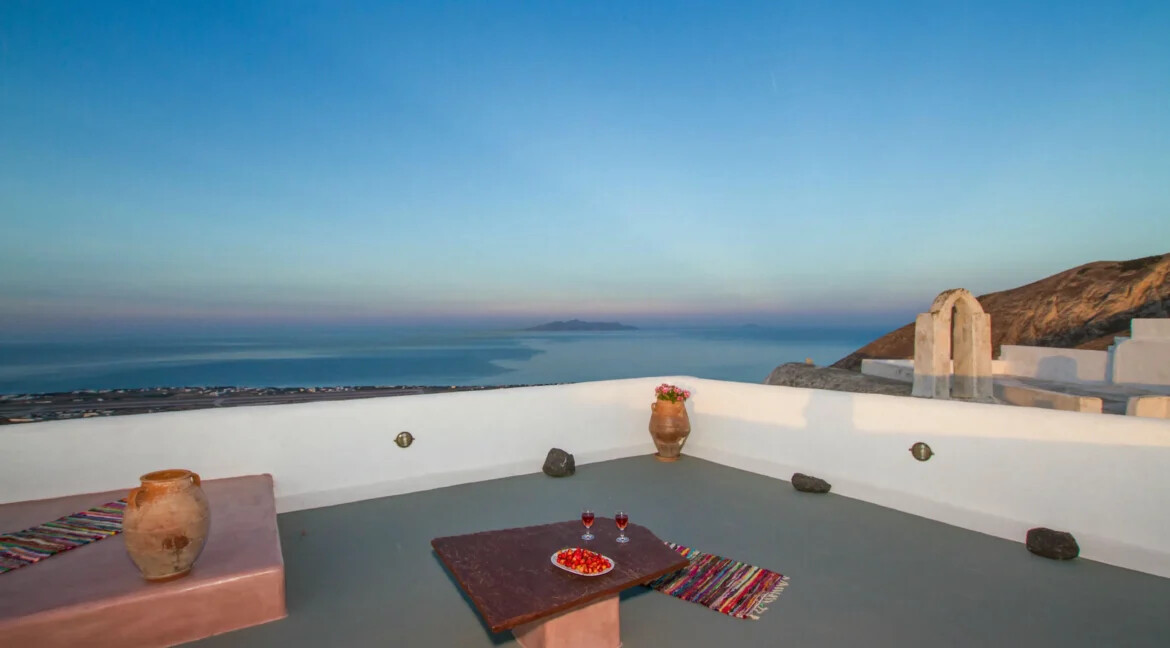 Villa for Sale Pyrgos Santorini with Panoramic Views 21