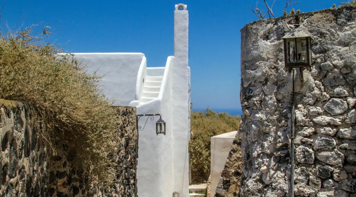 Villa for Sale Pyrgos Santorini with Panoramic Views 26