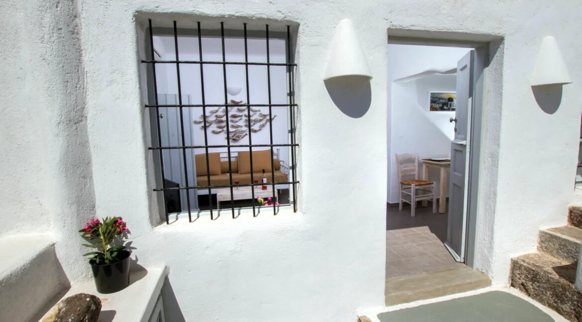 Villa for Sale Pyrgos Santorini with Panoramic Views 28