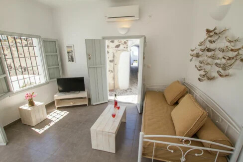 Villa for Sale Pyrgos Santorini with Panoramic Views 7