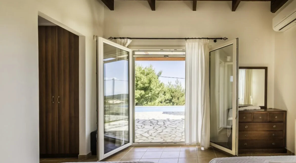 2 Villas for sale in Lefkada 28