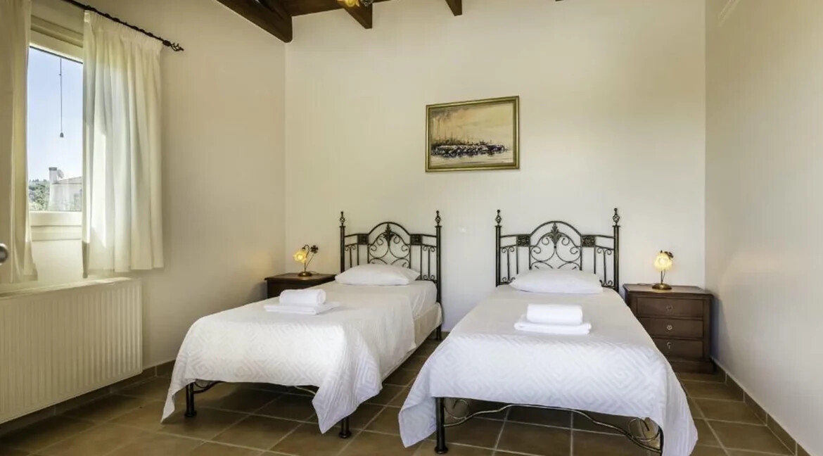 2 Villas for sale in Lefkada 5